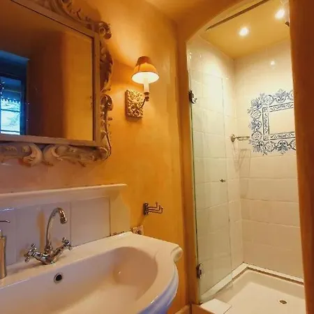 Le Chateau De Christin - Avec Piscine