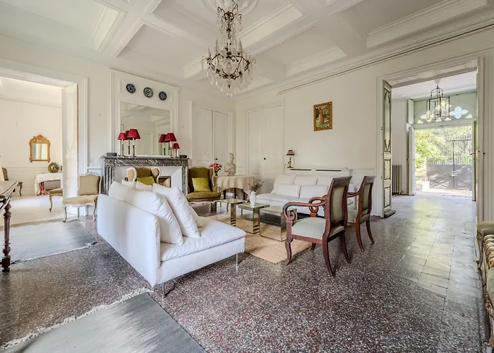 Le Chateau De Christin - Avec Piscine * Boisseron